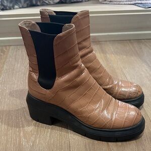 Stuart Weitzman Boots